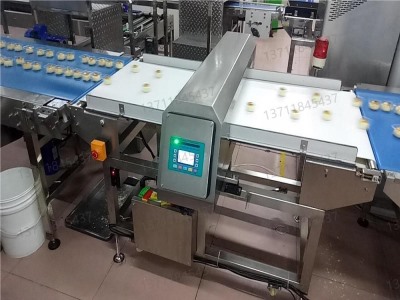 廣西金屬檢測機(jī)檢測蛋黃酥